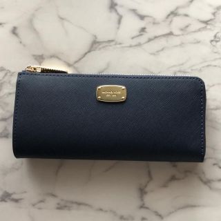 マイケルコース(Michael Kors)の【値下げしました！】 Michael kors 長財布 ネイビー(財布)