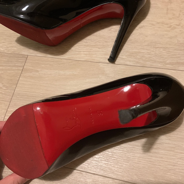 Christian Louboutin(クリスチャンルブタン)のクリスチャンルブタン レディースの靴/シューズ(ハイヒール/パンプス)の商品写真