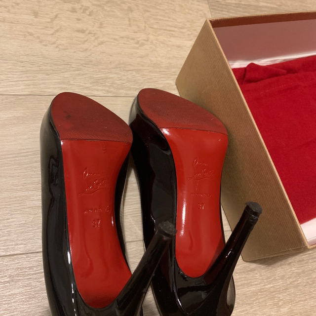 Christian Louboutin(クリスチャンルブタン)のクリスチャンルブタン レディースの靴/シューズ(ハイヒール/パンプス)の商品写真