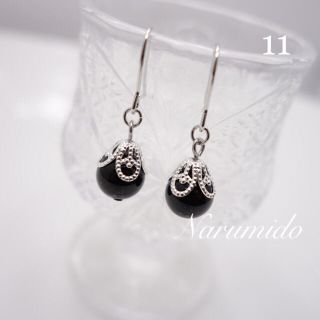 11☆オニキス☆天然石ピアス（金属ピアス） ハンドメイド(ピアス)