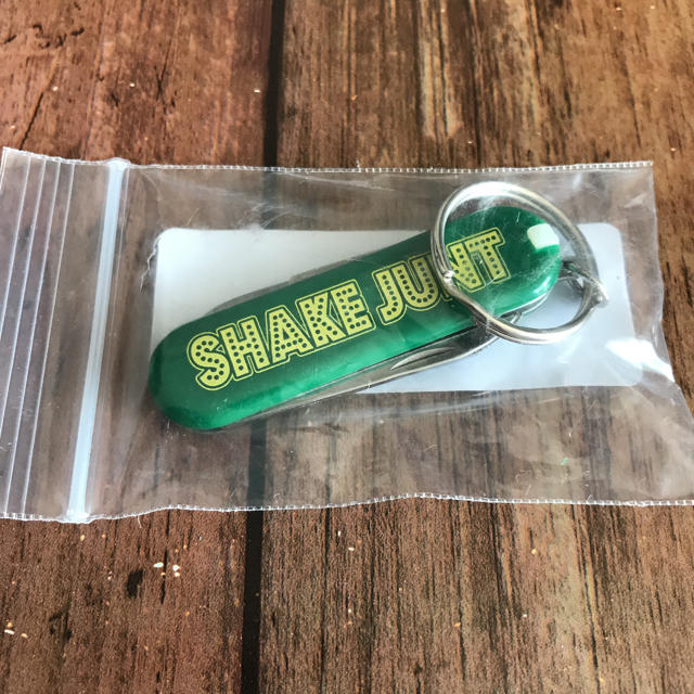 Shake Junt Lucci Knife Keychain スポーツ/アウトドアのスポーツ/アウトドア その他(スケートボード)の商品写真