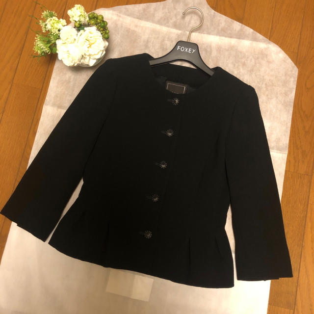 美品♡FOXEY BOUTIQUE♡ブラックジャケット♡ビジューボタン♡