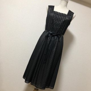 アンタイトル(UNTITLED)の美品 アンタイトル   ワンピース(ひざ丈ワンピース)