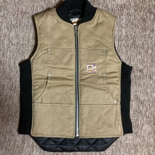 ショット(schott)のschott ショット　エンジニアベスト　内側キルティング　中綿　サイズM 美品(ダウンベスト)