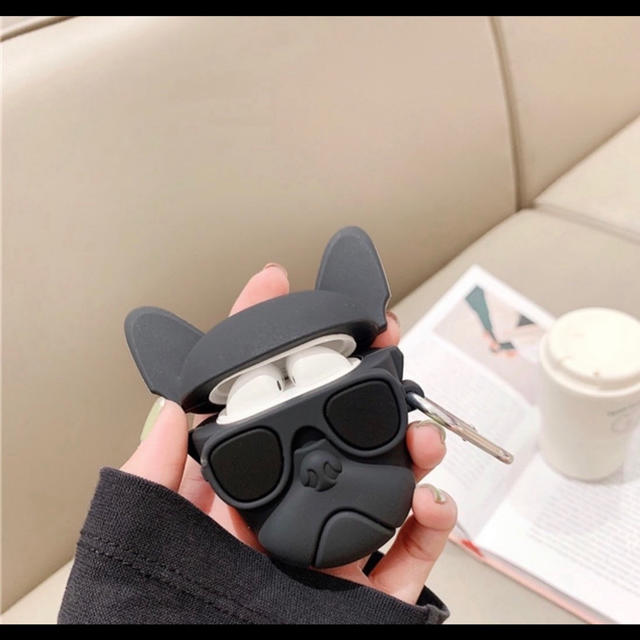 エアーポッズ airpods カバー シリコン ケース ブルドッグ スマホ/家電/カメラのスマホアクセサリー(ストラップ/イヤホンジャック)の商品写真