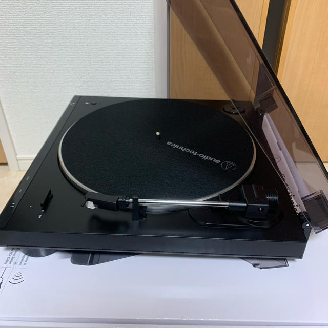 audio-technica(オーディオテクニカ)のレコードプレーヤー　AT-LP60XBT 楽器のDJ機器(ターンテーブル)の商品写真