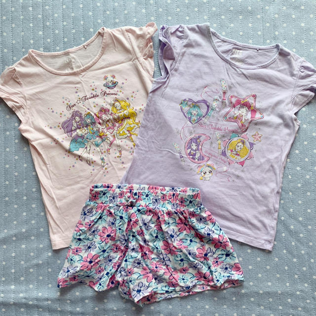 UNIQLO(ユニクロ)の120センチ　プリキュアのTシャツ2枚とショートパンツ キッズ/ベビー/マタニティのキッズ服女の子用(90cm~)(Tシャツ/カットソー)の商品写真