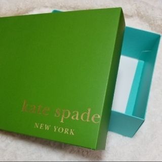 ケイトスペードニューヨーク(kate spade new york)のkate spade　箱🎁(ショップ袋)