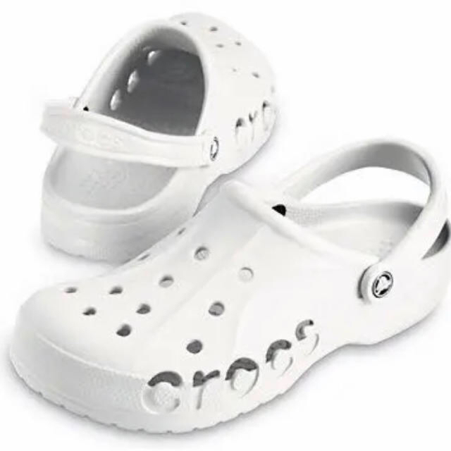 crocs(クロックス)の新品❗️23cm crocs クロックス バヤ クロッグ  ホワイト レディースの靴/シューズ(サンダル)の商品写真