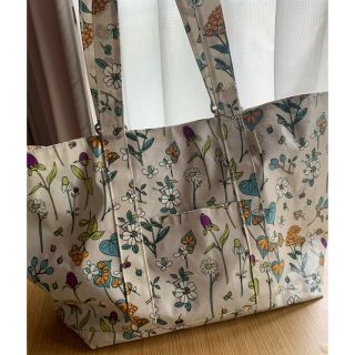 ルートート(ROOTOTE)のROOTOTE 花柄マザーズバッグ(マザーズバッグ)