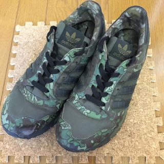 アディダス(adidas)のadidas スニーカー　カモフラ(スニーカー)