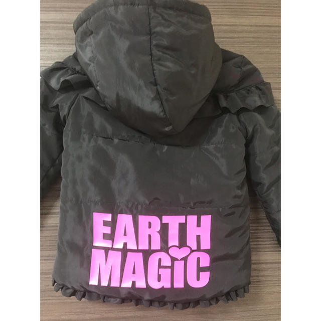 EARTHMAGIC(アースマジック)の✨着浅美品✨ アースマジック リバーシブル アウター キッズ/ベビー/マタニティのキッズ服女の子用(90cm~)(ジャケット/上着)の商品写真