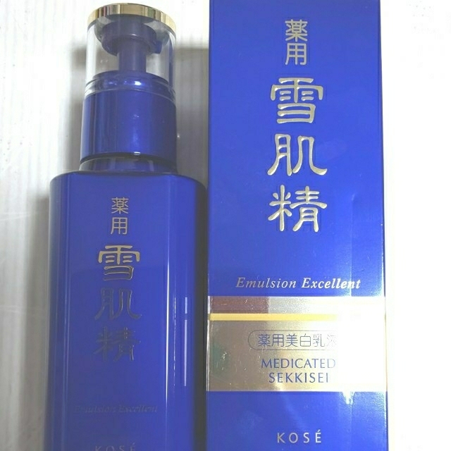 雪肌精(セッキセイ)の【めぐ様専用☆】雪肌精 乳液 エクセレント 140ml 薬用美白乳液 コスメ/美容のスキンケア/基礎化粧品(乳液/ミルク)の商品写真