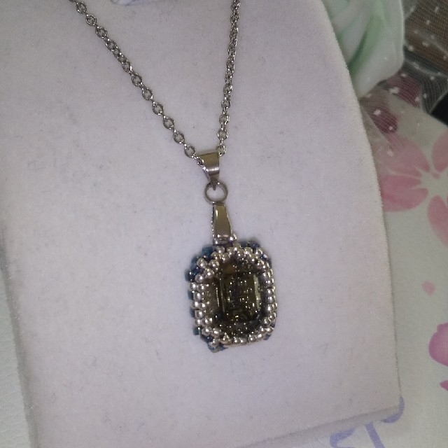 SWAROVSKI(スワロフスキー)のスワロブラックダイヤのネックレス ハンドメイドのアクセサリー(ネックレス)の商品写真