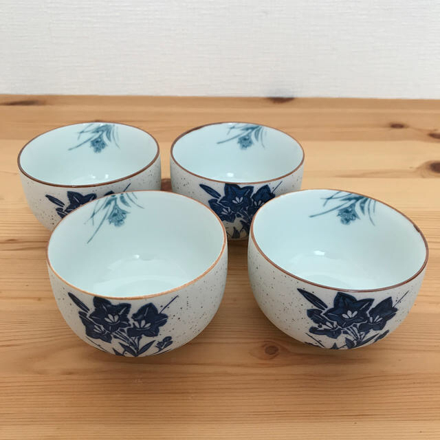 湯呑み茶碗 4客セットの通販 |ラクマ