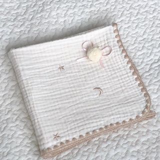 星と月ゴールド刺繍3重ガーゼケット　おくるみ　韓国イブル　70×90cm(おくるみ/ブランケット)