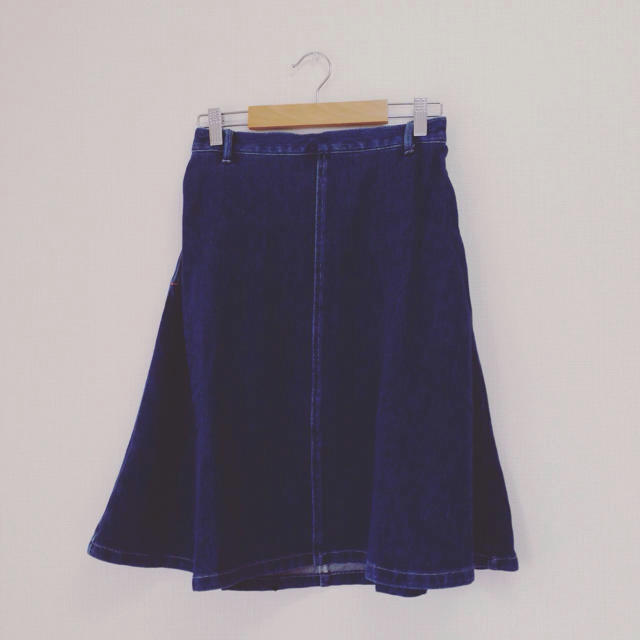 bulle de savon(ビュルデサボン)の柔らかなデニムのミディ丈スカート レディースのスカート(ひざ丈スカート)の商品写真