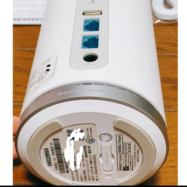 au(エーユー)の美品✨Speed Wi-Fi HOME L01sホームルーター スマホ/家電/カメラのPC/タブレット(PC周辺機器)の商品写真
