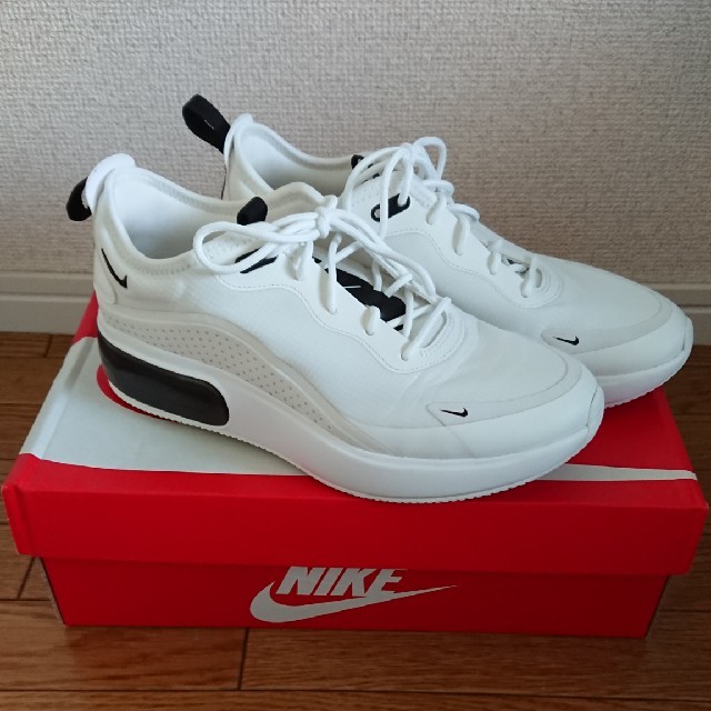 W NIKE AIR MAX DIA 25㎝