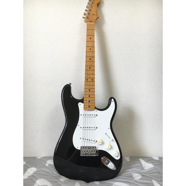 fender japan ストラトキャスター　ギター