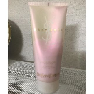 イヴサンローランボーテ(Yves Saint Laurent Beaute)のイヴ・サンローラン YSL ベビードール ボディーローション 200ml(ボディローション/ミルク)