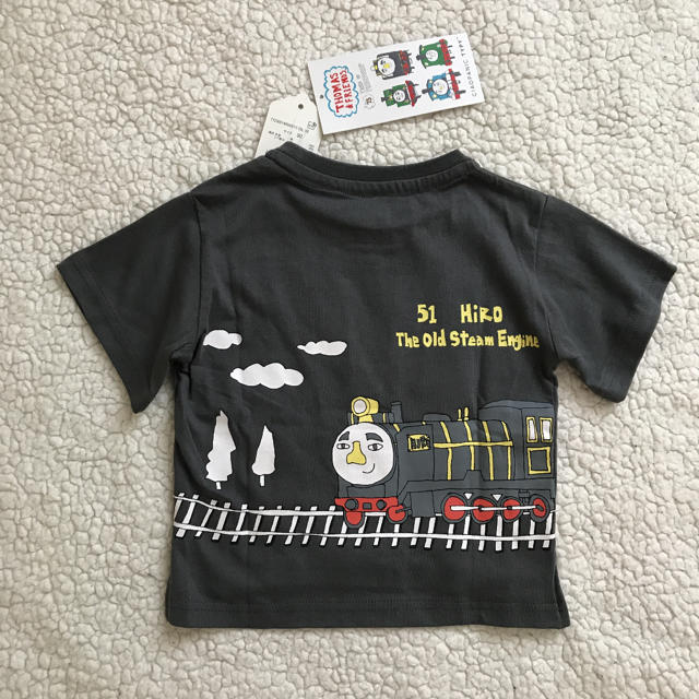 CIAOPANIC TYPY(チャオパニックティピー)のチャオパニック TYPY きかんしゃトーマス コラボバックプリントTシャツ 90 キッズ/ベビー/マタニティのキッズ服男の子用(90cm~)(Tシャツ/カットソー)の商品写真