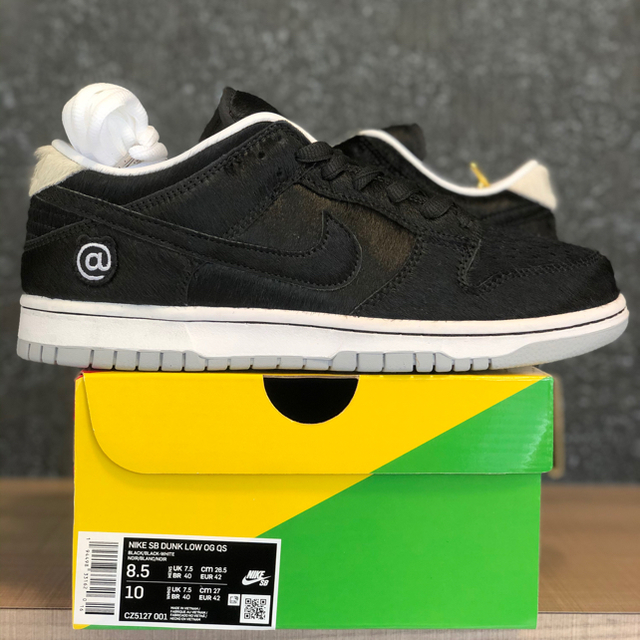 NIKE(ナイキ)の26.5 BE@RBRICK MEDICOM TOY NIKE SB DUNK メンズの靴/シューズ(スニーカー)の商品写真