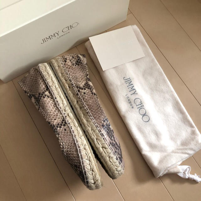 JIMMY CHOO(ジミーチュウ)の美品⭐️JIMMY CHOO／ジミーチュウ／エスパドリーユ／フラットシューズ レディースの靴/シューズ(ローファー/革靴)の商品写真