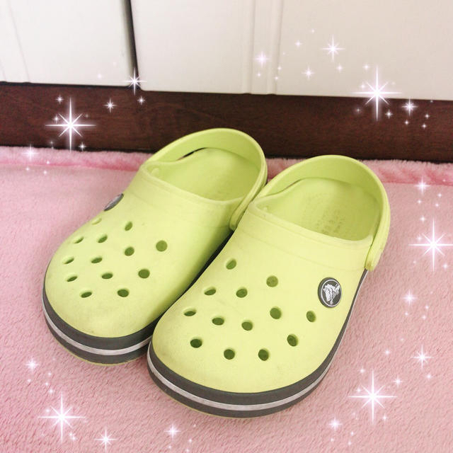 crocs(クロックス)の☆クロックス キッズ☆クロックバンド キッズ☆シトラス×グレー☆18.5cm キッズ/ベビー/マタニティのキッズ靴/シューズ(15cm~)(サンダル)の商品写真