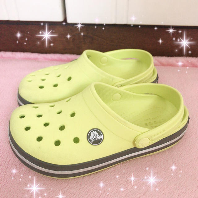 crocs(クロックス)の☆クロックス キッズ☆クロックバンド キッズ☆シトラス×グレー☆18.5cm キッズ/ベビー/マタニティのキッズ靴/シューズ(15cm~)(サンダル)の商品写真