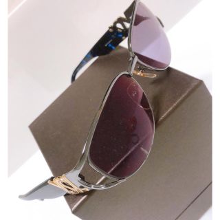 Yves Saint Laurent Beaute(サングラス/メガネ)のフリマ Yves Saint Laurent Beaute(サングラス/メガネ)のフリマ