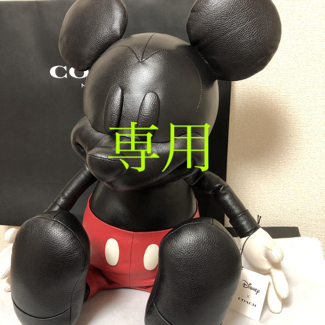 COACH(コーチ)の専用　コーチ　ミッキー　ディズニー　DISNEY  COACH  コレクティブル エンタメ/ホビーのおもちゃ/ぬいぐるみ(キャラクターグッズ)の商品写真