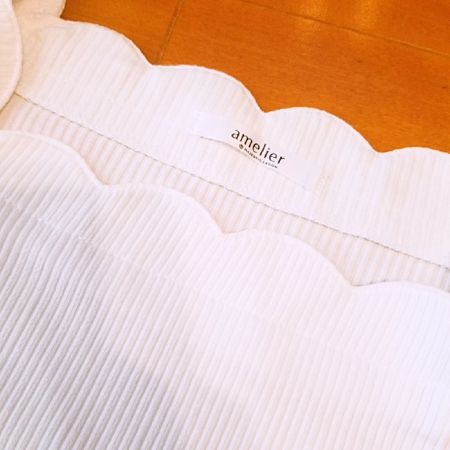 amelier MAJESTIC LEGON(アメリエルマジェスティックレゴン)の白Tシャツ レディースのトップス(Tシャツ(半袖/袖なし))の商品写真