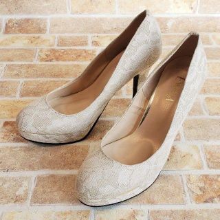 エスペランサ(ESPERANZA)の美品 エスペランサ ☆ 総レース パンプス 22.5 日本製 ドレス 結婚式(ハイヒール/パンプス)