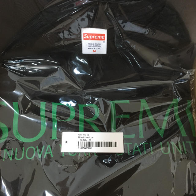 Supreme(シュプリーム)のSupreme Nouva York Tee Mブラック メンズのトップス(Tシャツ/カットソー(半袖/袖なし))の商品写真