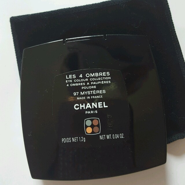 CHANEL(シャネル)のCHANEL シャドー コスメ/美容のベースメイク/化粧品(アイシャドウ)の商品写真