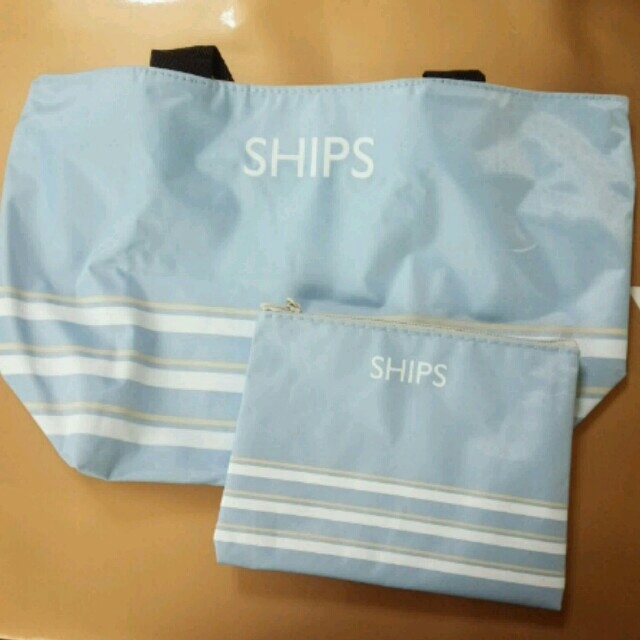 SHIPS(シップス)のSHIPS×with ボーダートート レディースのバッグ(トートバッグ)の商品写真