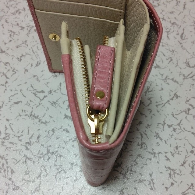 ミニ財布　二つ折 レディースのファッション小物(財布)の商品写真
