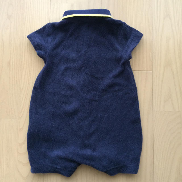 babyGAP(ベビーギャップ)のbaby gap パイル地ロンパース キッズ/ベビー/マタニティのベビー服(~85cm)(ロンパース)の商品写真