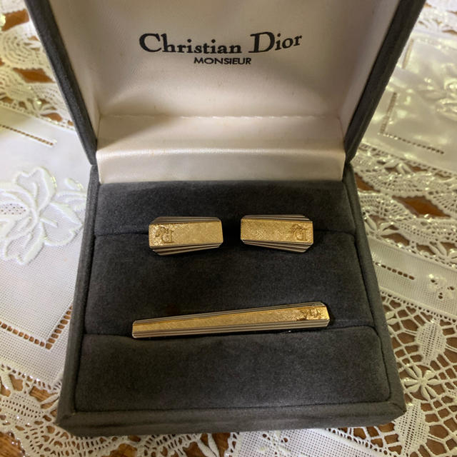 Dior(ディオール)のDIOR カフス　ネクタイピン メンズのファッション小物(ネクタイピン)の商品写真