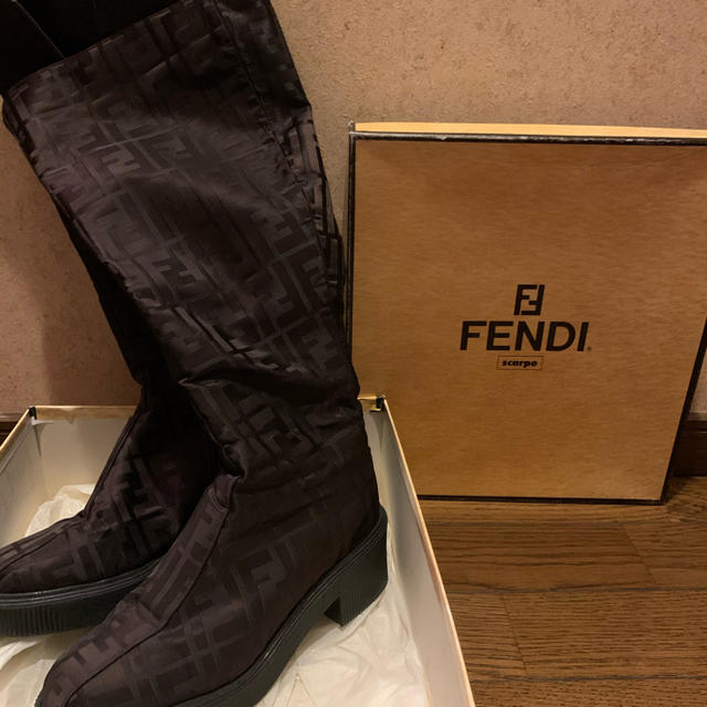 FENDI ブーツ