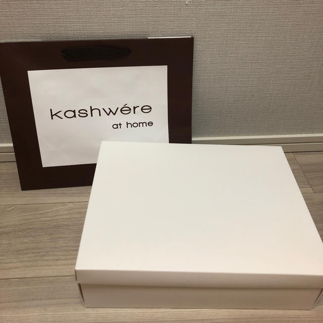 kashwere(カシウエア)の新品未使用Kashwere カシウェア　ベビー　ブランケット キッズ/ベビー/マタニティのこども用ファッション小物(おくるみ/ブランケット)の商品写真