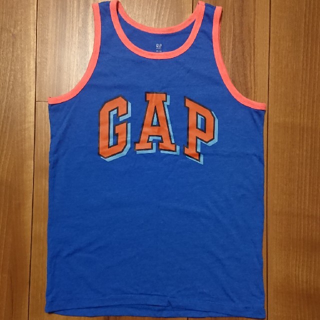 GAP Kids(ギャップキッズ)のGAPKIDS ノースリーブ  150 キッズ/ベビー/マタニティのキッズ服男の子用(90cm~)(Tシャツ/カットソー)の商品写真