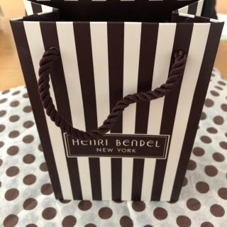 ヘンリベンデル(Henri Bendel)のヘンリーベンデル♥︎ギフト包装(ショップ袋)