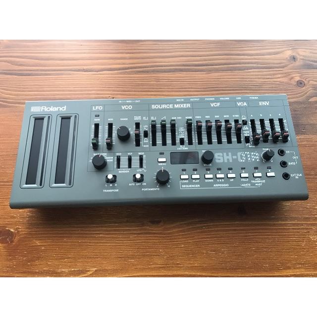 ROLAND SH-01A Boutique / 専用ケース付