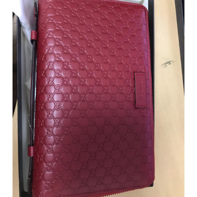 グッチ GUCCI 財布 色レッド