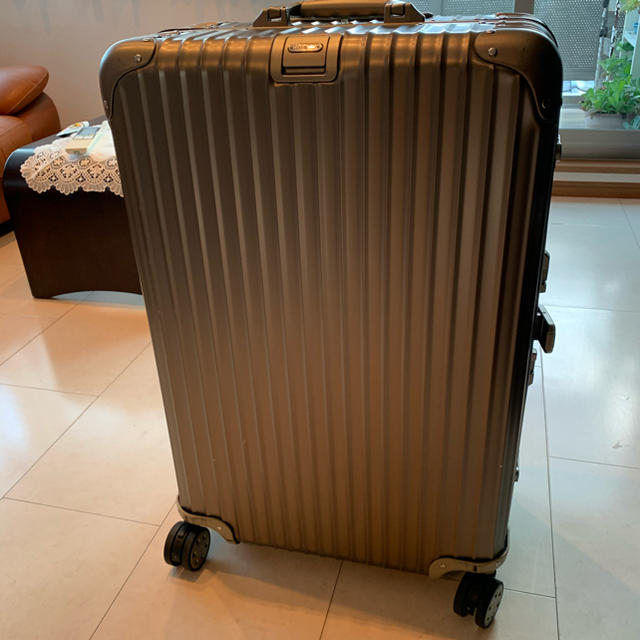 国内配送】 RIMOWA - RIMOWA トパーズチタニウム スーツケース 82L ...