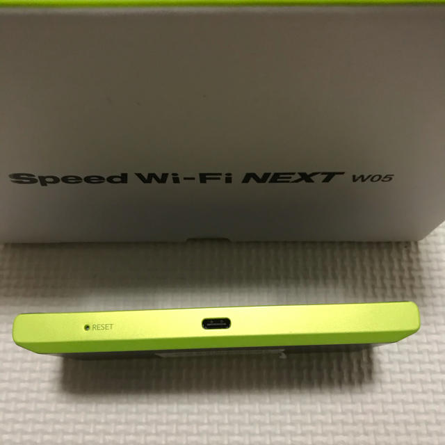 au(エーユー)のSpeed Wi-Fi NEXT W05 箱あり スマホ/家電/カメラのスマホ/家電/カメラ その他(その他)の商品写真