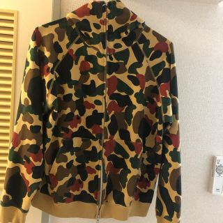 アベイシングエイプ(A BATHING APE)のa bathing ape パーカー(パーカー)