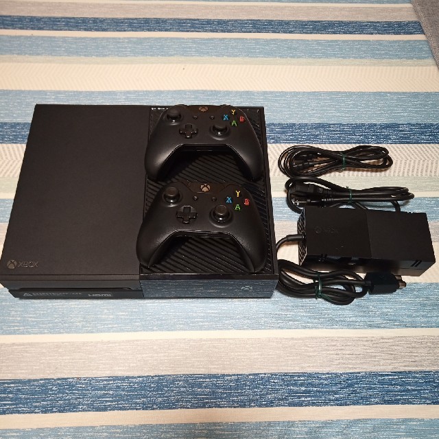 エンタメ/ホビーXbox one 500GB